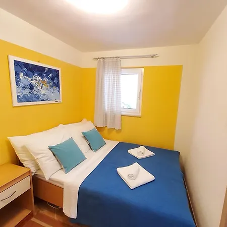 Apartments Petra I Karlo Turanj Room photo